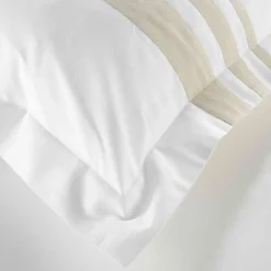 Housse de couette et deux taies coton (240 x 220 cm) Margaux Blanche