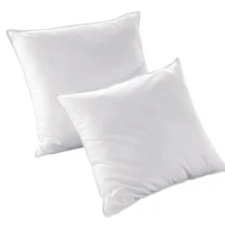 Lot Couette chaude anti-acariens (260 x 240 cm) + 2 Oreillers (60 x 60 cm) Comète Blanche