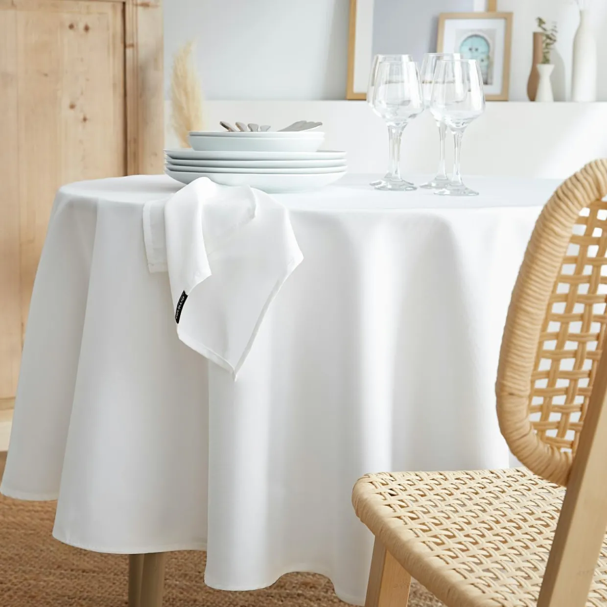 Nappe ronde anti tache (180 cm) Elise Blanche