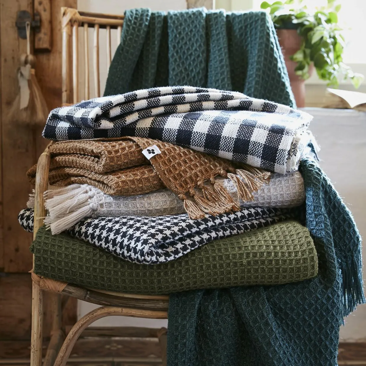 Plaid canapé matière recyclée (180 x 220 cm) Gabin Bleu nuit