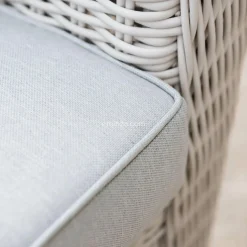 Salon de jardin en résine tressée 7 places 5 pcs Calvi Blanc et gris clair