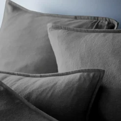 Taie d'oreiller carrée flanelle de coton (63 x 63 cm) Nina Gris anthracite