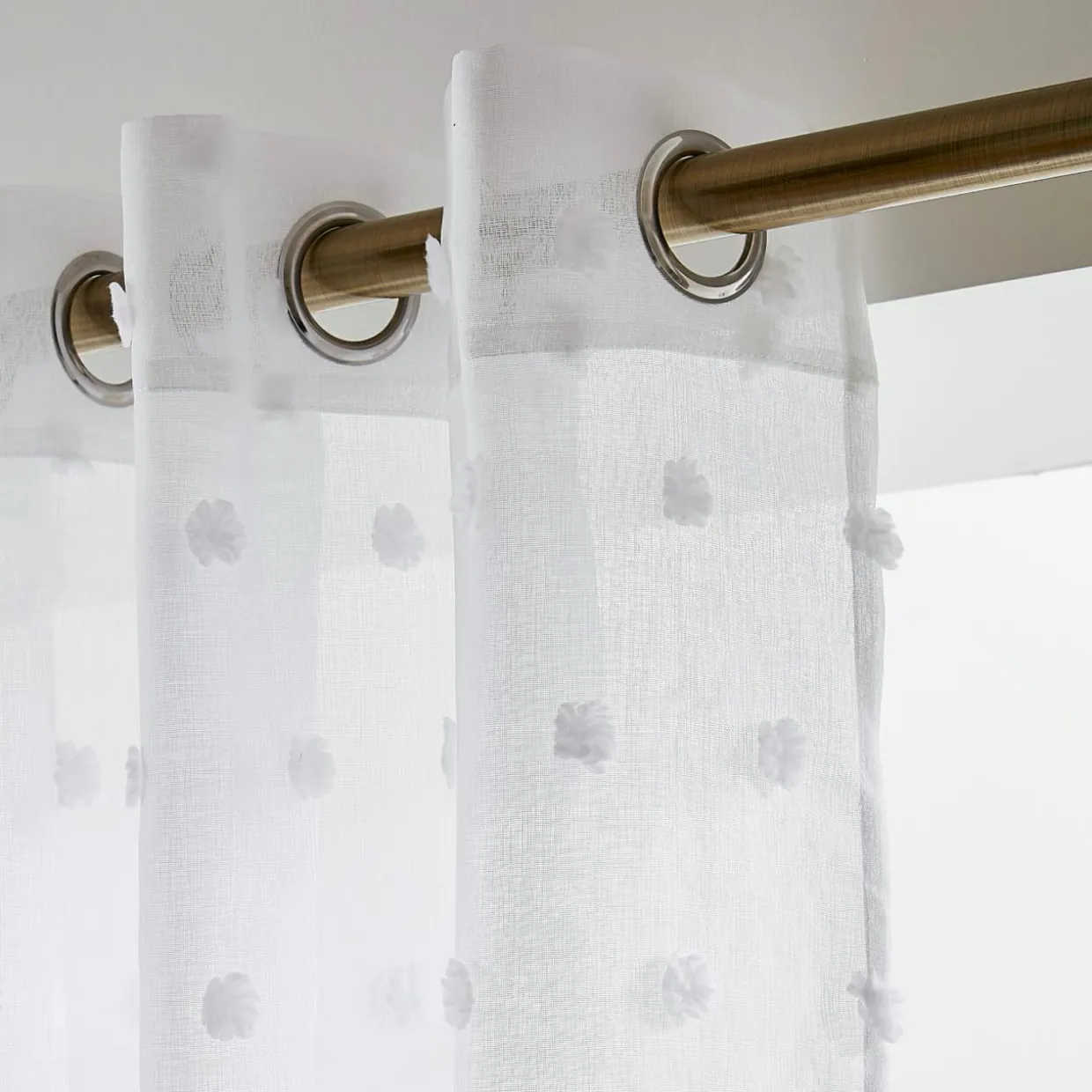 Voilage oeillets pompons (140 x 280 cm) Emie Blanc